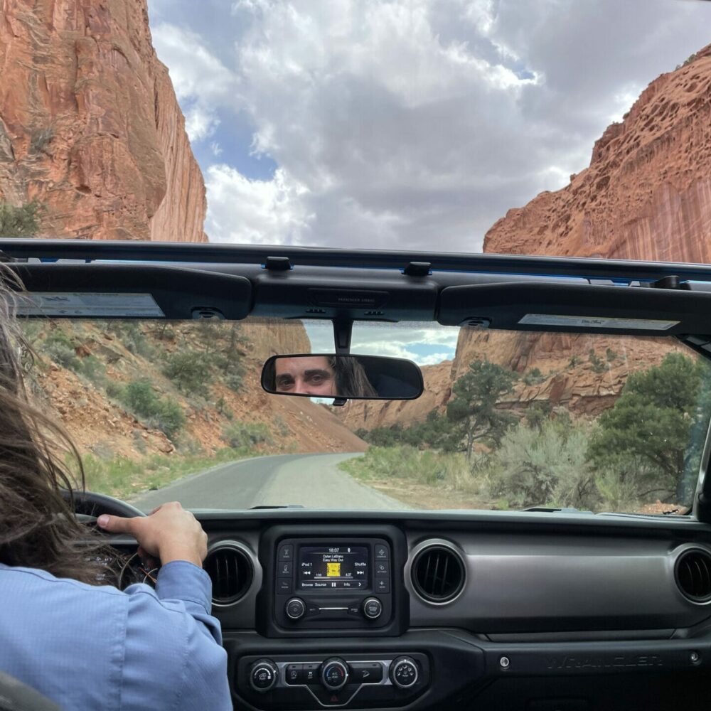 burr trail escalante capitol reef jeep tour waterpocket fold offroad