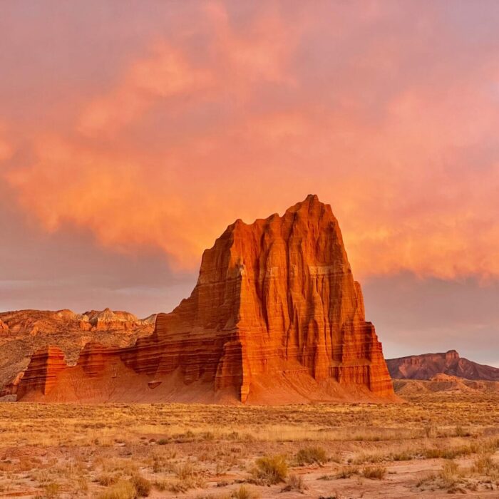sleeping rainbow adventures cathedral valley capitol reef escalante guide guided jeep tours